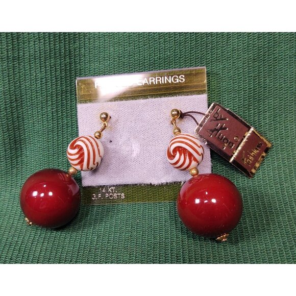 By Hugo Red & White Graduated Bead Necklace & Earrings Set W/ 14K Post, Vintage - Picture 4 of 9